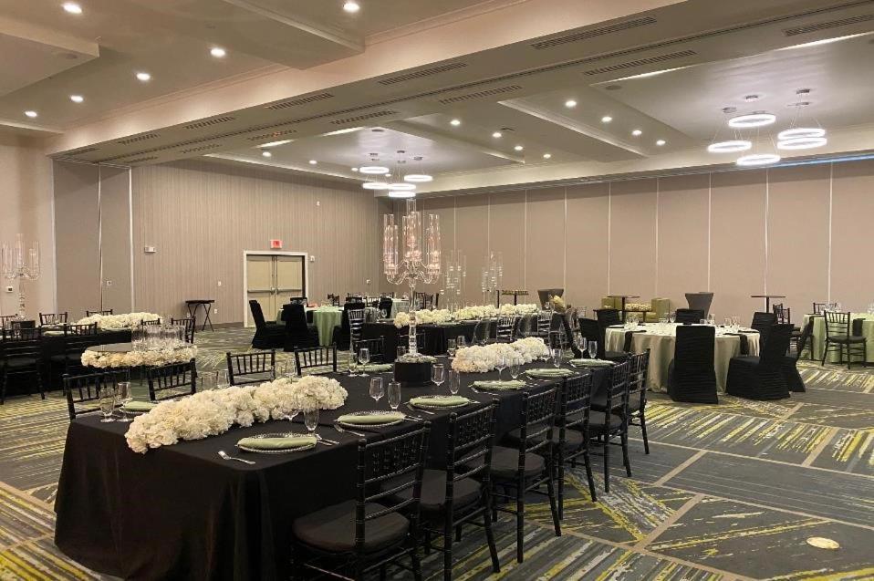 Holiday Inn Willowbrook Houston Nw ไซเปรส ภายนอก รูปภาพ